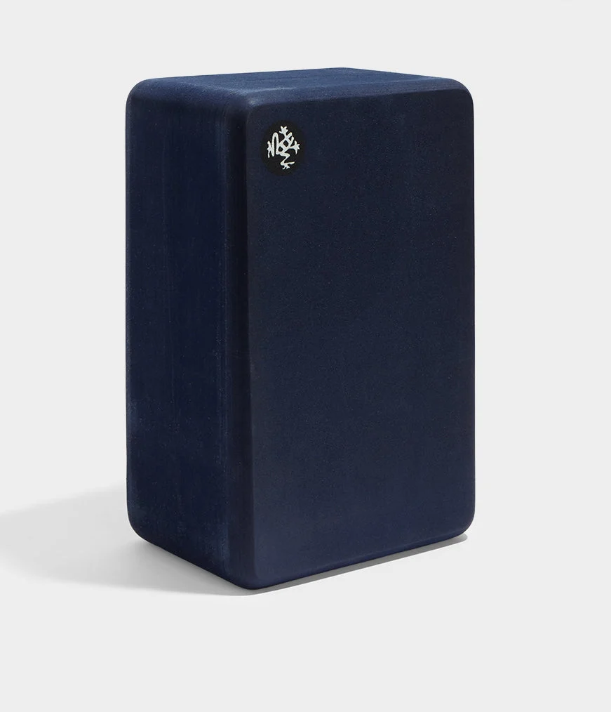 Manduka Recycled Foam Yoga Block — Midnight (Blue) / 4" x 6" x 9"